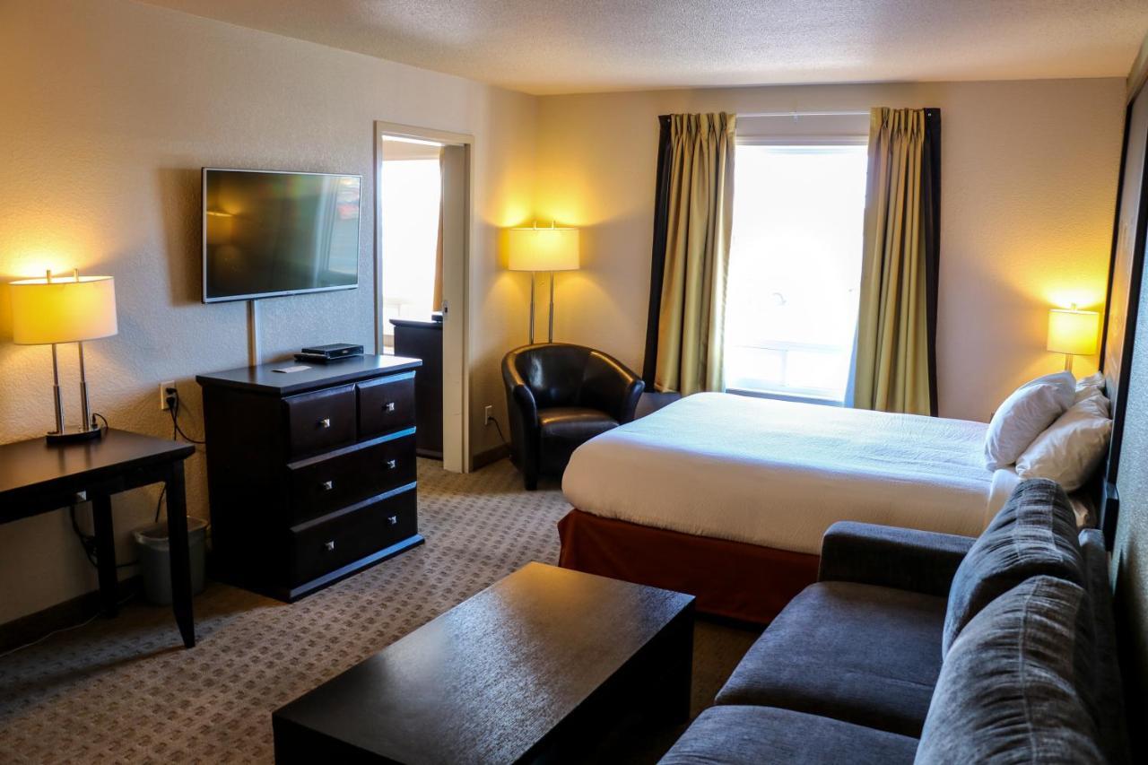 Homestay Express Airdrie Esterno foto